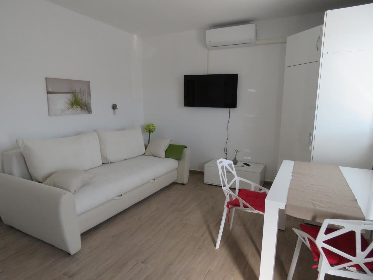 Apartments Villa Urbajs 브르사르 외부 사진