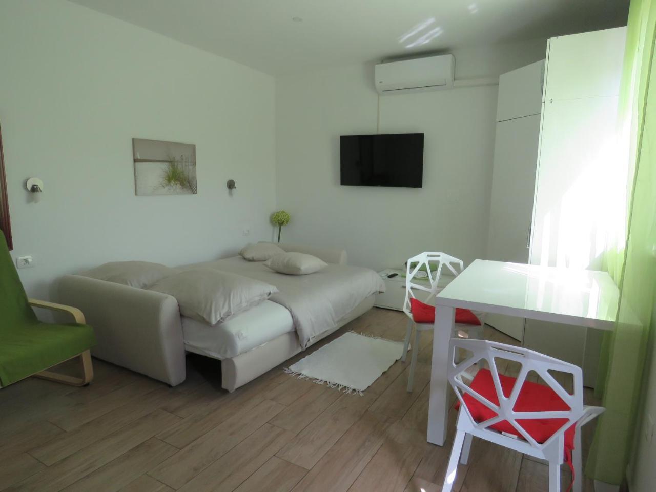 Apartments Villa Urbajs 브르사르 외부 사진